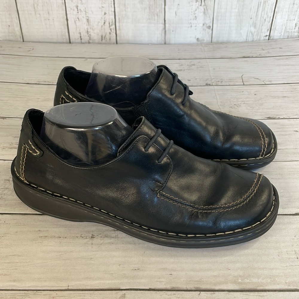 Josef Seibel Black Unisex Oxfords with Contrast Stitching